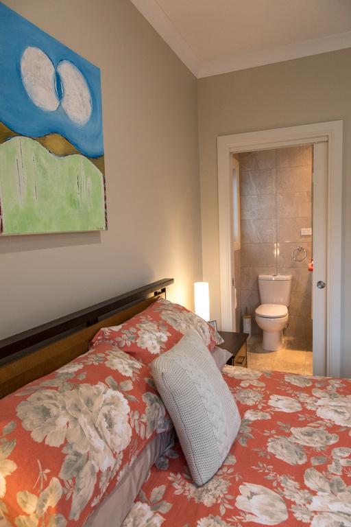 Mountain Blue Guest House Deloraine Buitenkant foto